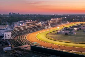 Hero Display Image   – provided by Louisville Tourism