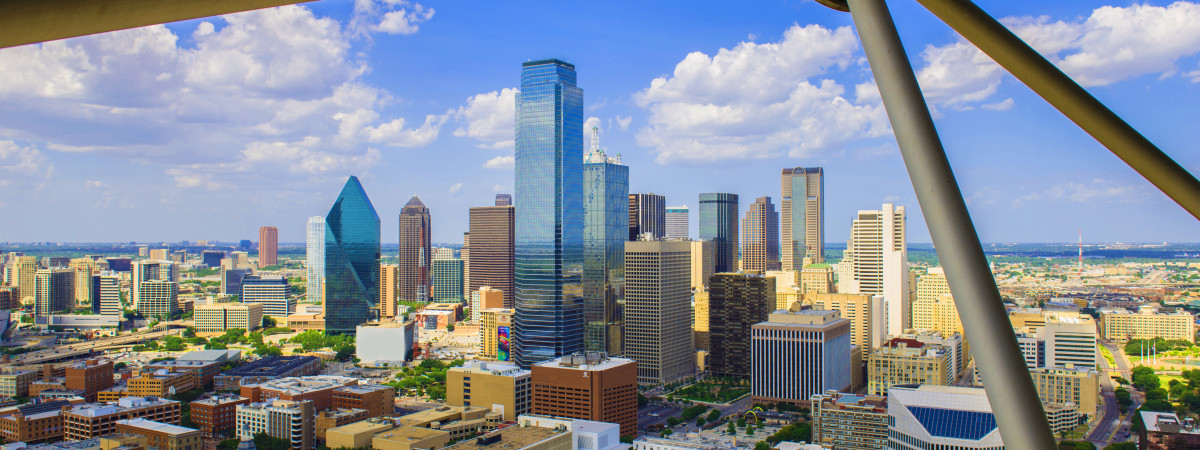 Die Skyline von Dallas vom Reunion Tower Geo-Deck aus.