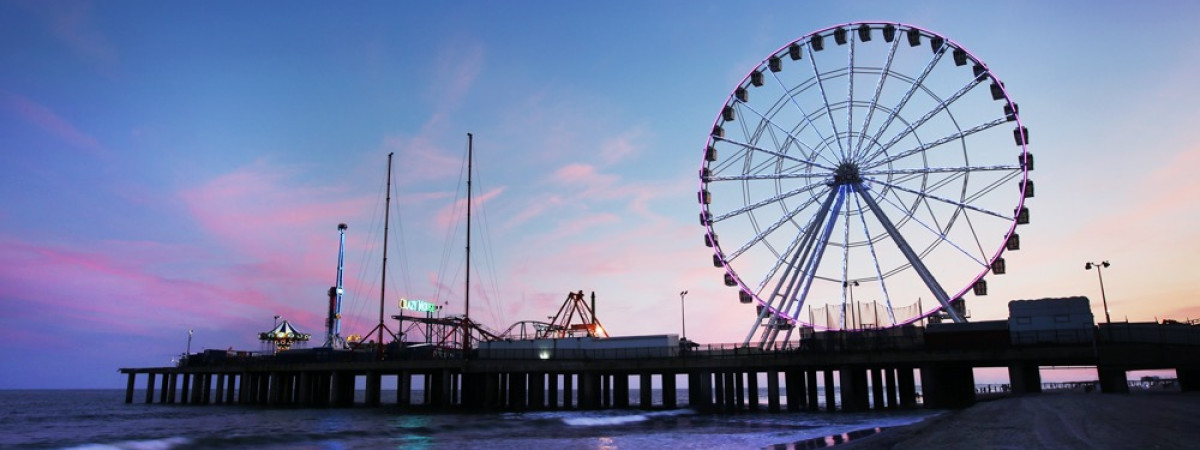 Steel Pier bei Sonnenuntergang