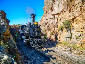 Hero Display Image   – provided by Dan and Zora Avila - Travelshooters