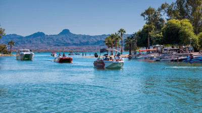 Bridgewater Channel Boating  – provided by Go Lake Havasu