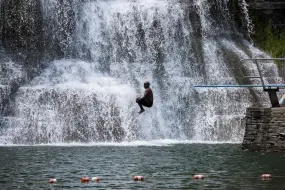 Badespaß im Robert Treman State Park  | Badespaß im Robert Treman State Park |   – provided by New York State Division of Tourism