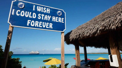 Hero Display Image   – provided by Holland America Line