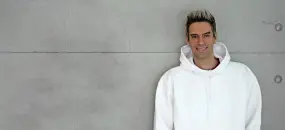 Hero Display Image   – provided by America Unlimited GmbH