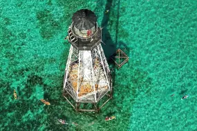 Hero Display Image   – provided by Bob Care, Florida Keys News Bureau