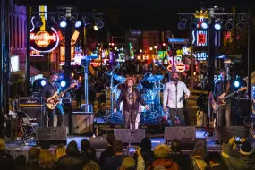 Konzert auf der Beale Street  | Konzert auf der Beale Street |   – Disciple Photo