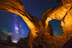 Double Arch / Arches Nationalpark  | Double Arch / Arches Nationalpark |   – provided by Utah Office of Tourism