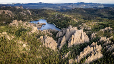 Die Black Hills in South Dakota von oben  – provided by South Dakota Office of Tourism