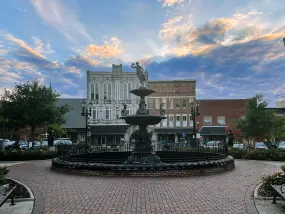 Hero Display Image   – provided by Kentucky Tourism