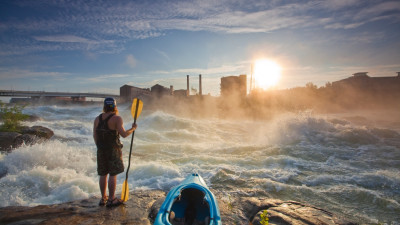 Whitewater Kayaker in Columbus  – provided by Explore Georgia